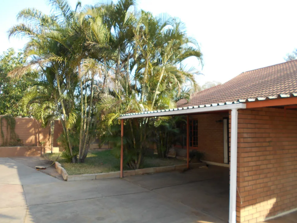 House to rent in Hoedspruit - 1HS1754086 House to rent in Hoedspruit - 1HS1754086