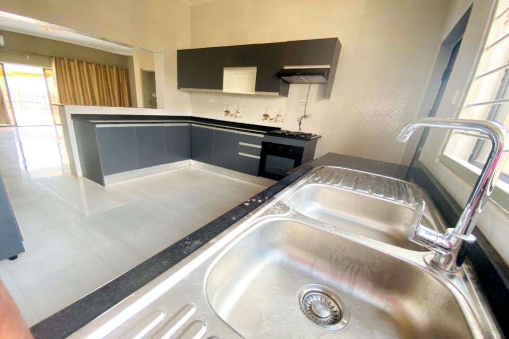 Apartment for sale in Chalala, Zambia - 3ZA1596120