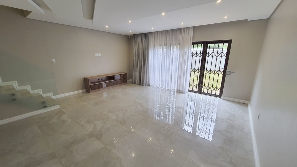 Townhouse to rent in Westville - 1WP1742011 Townhouse to rent in Westville - 1WP1742011