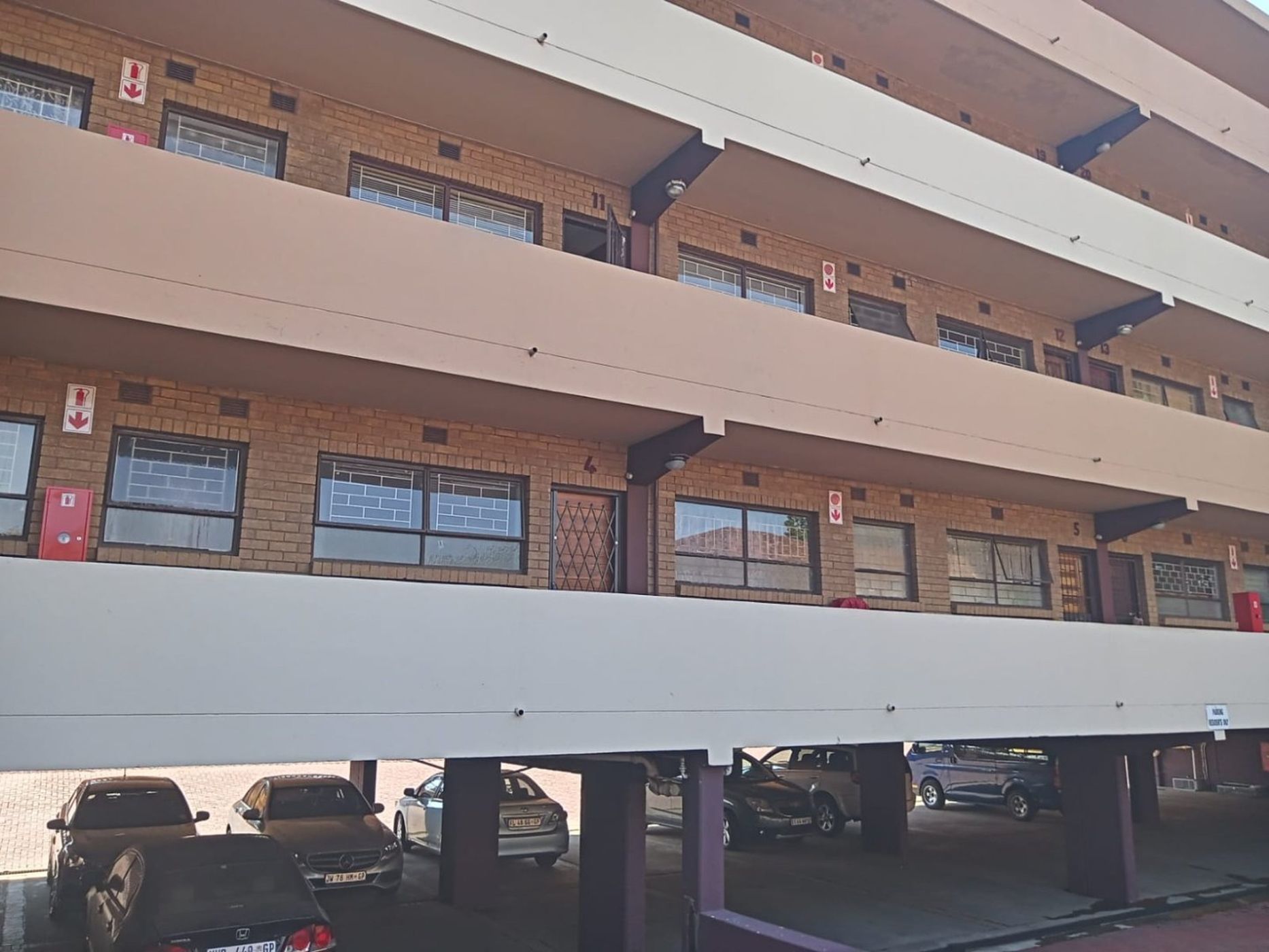 Apartment for sale in Vereeniging Central - 1VT1596472