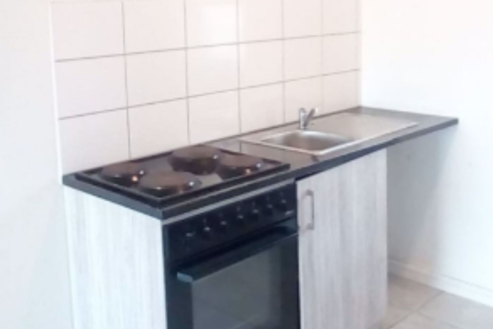 Apartment to rent in Eersterivier, Cape Town - 1KV1694859