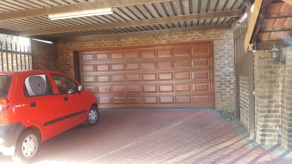 House for sale in Falcon Ridge - 1VT1596969 House for sale in Falcon Ridge - 1VT1596969