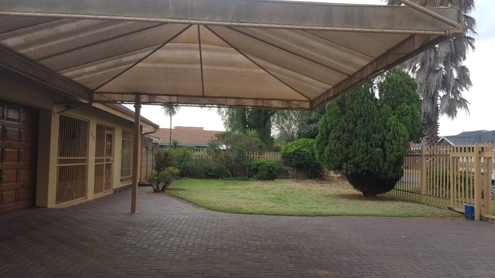 House for sale in Falcon Ridge - 1VT1597043 House for sale in Falcon Ridge - 1VT1597043