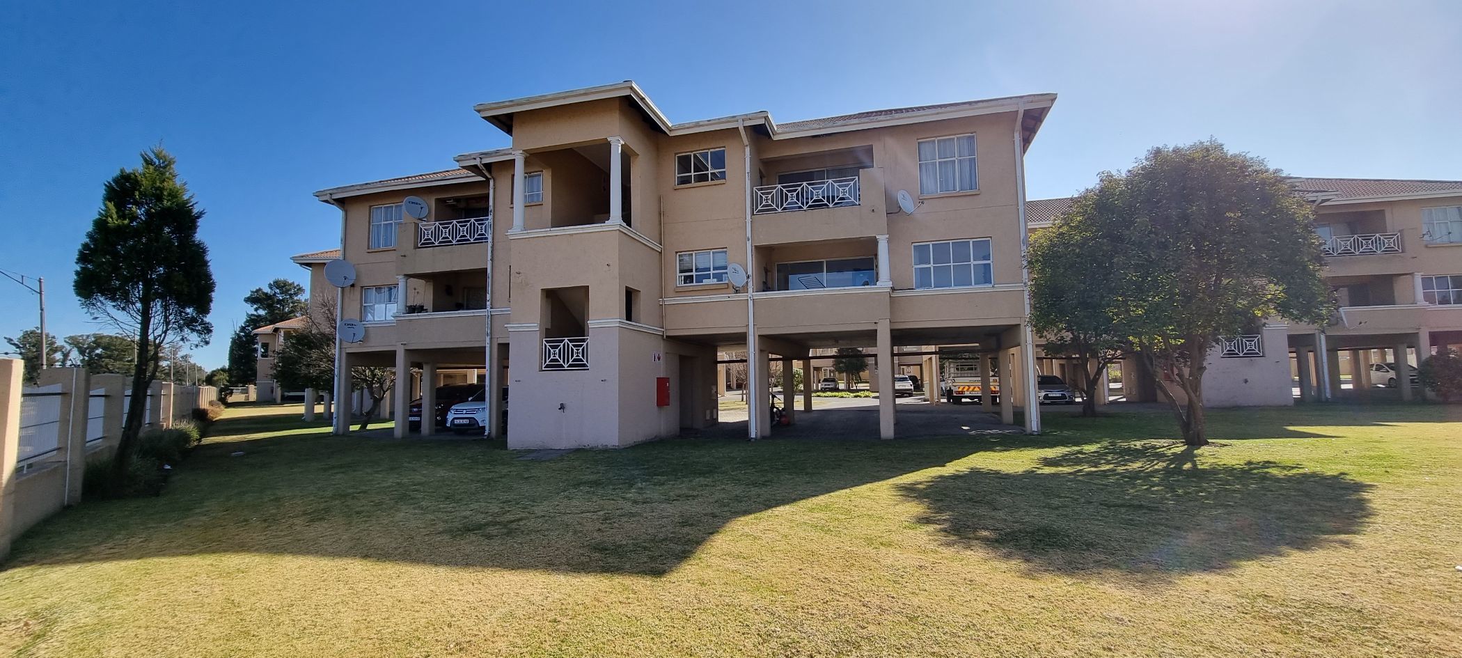 Apartment for sale in Three Rivers Proper - 1VT1597139