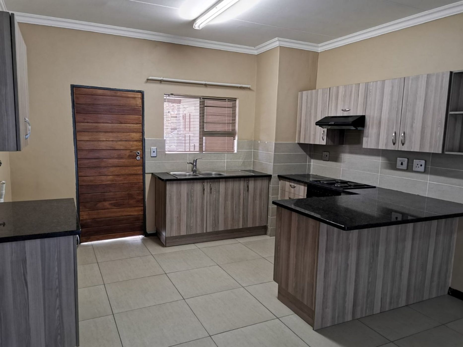 Townhouse for sale in Three Rivers Proper - 1VT1597224