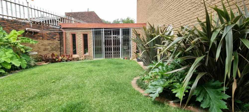 Townhouse for sale in Three Rivers Proper - 1VT1597347