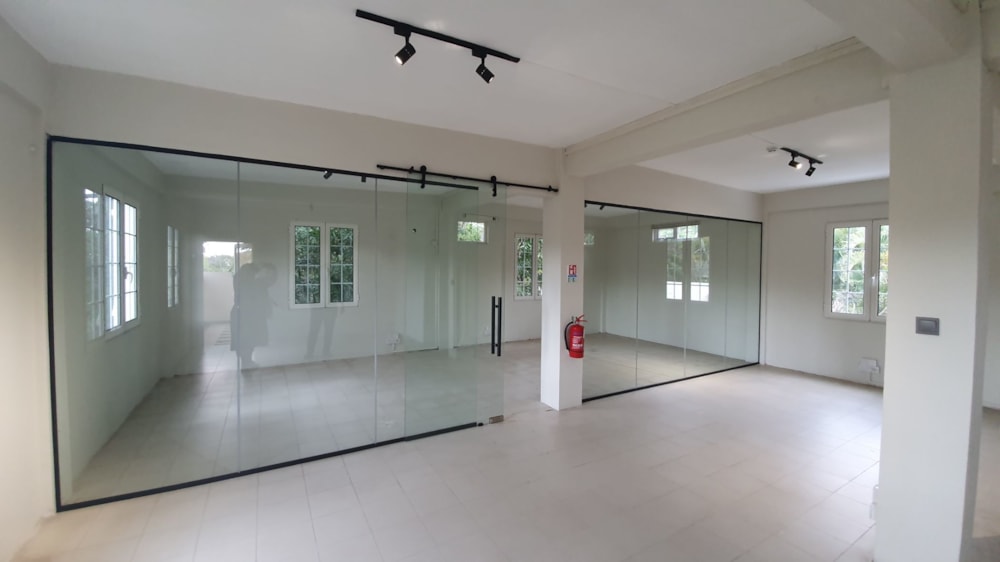 Commercial office to rent in Pamplemousses, Mauritius - MPR1686131