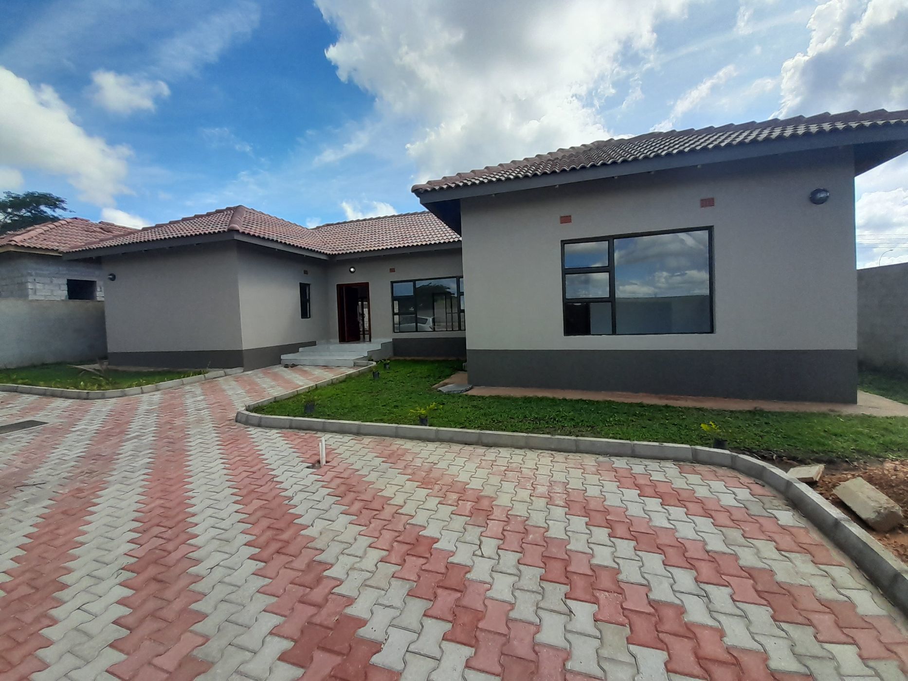 House for sale in Lusaka, Zambia - 3ZA1597384