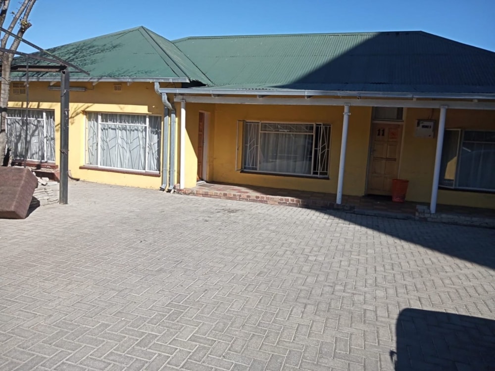 Commercial flats for sale in Vereeniging Central - 1VT1597405
