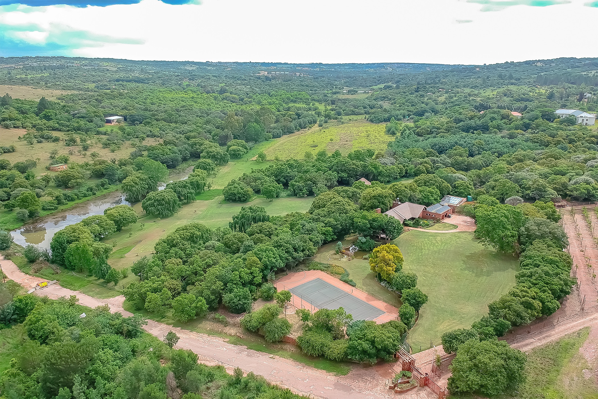 House for sale in Zwavelpoort SH - PT1599998