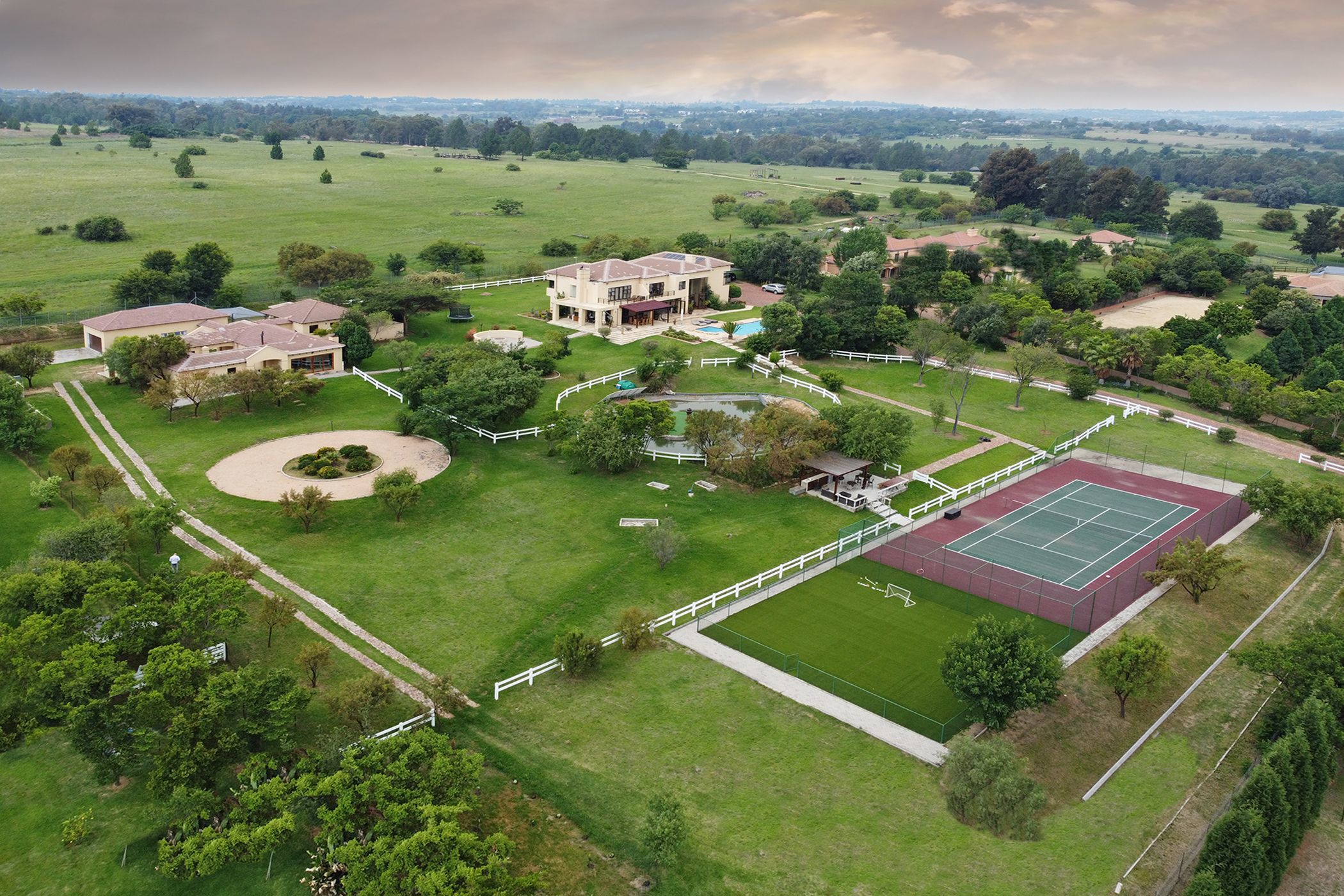 Double-storey house for sale in Saddlebrook Estate - MR1675393