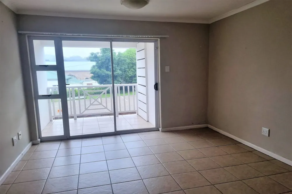 Multi-storey apartment to rent in Grahamstown Central (Makhanda Central)  - 1GC1751838