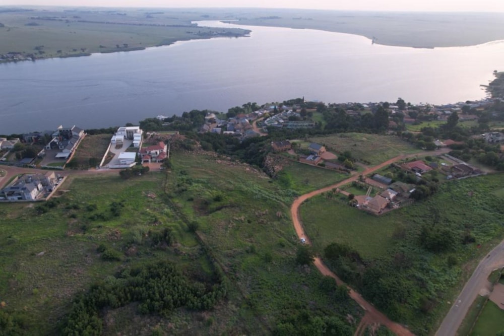 Commercial vacant land for sale in Kungwini Country Estate - PRN1582258