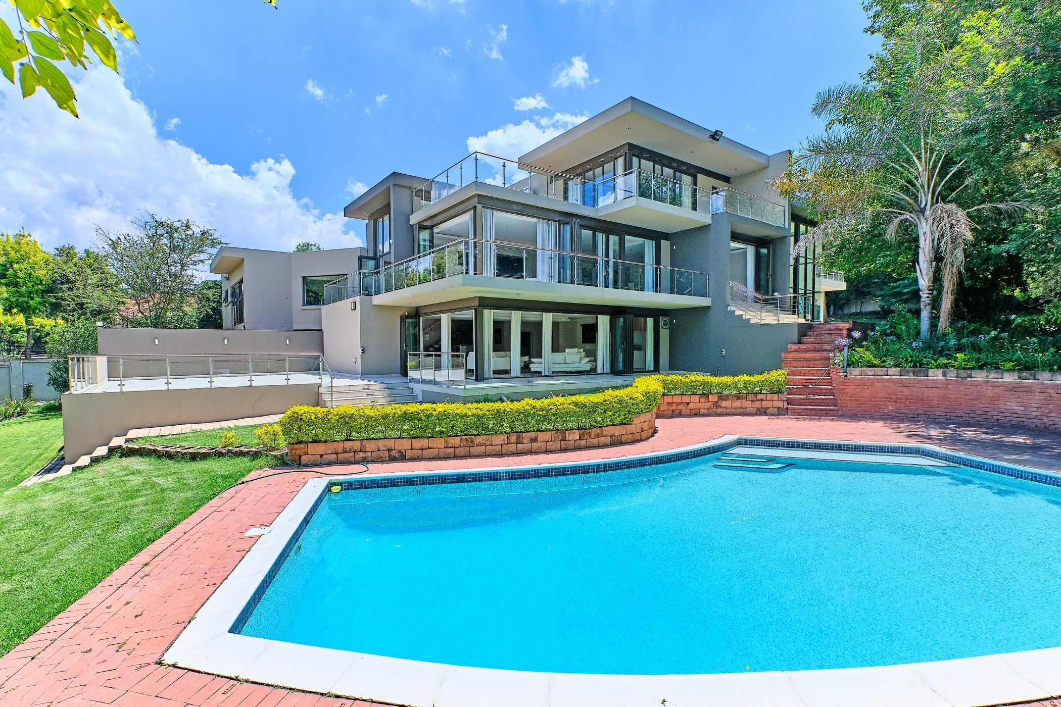 House for sale in Bryanston - HP1597366