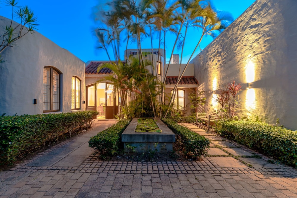 House for sale in La Lucia - 1ND1746794 House for sale in La Lucia - 1ND1746794