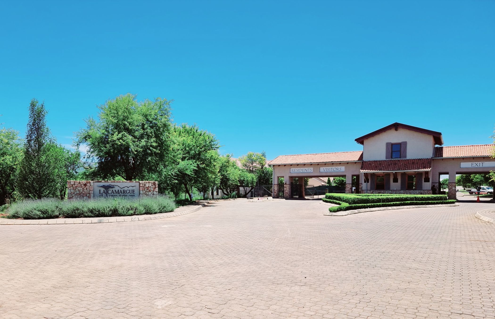 Vacant land for sale in La Camargue - 1HR1595698