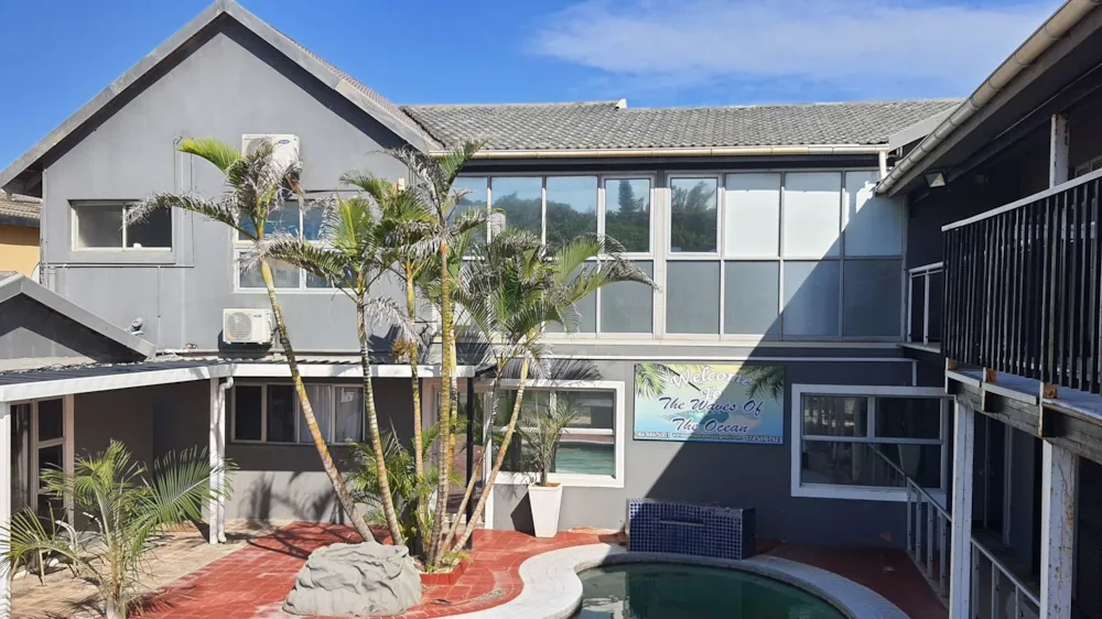 Beachfront villa for sale in uMhlanga - 1ND1537532