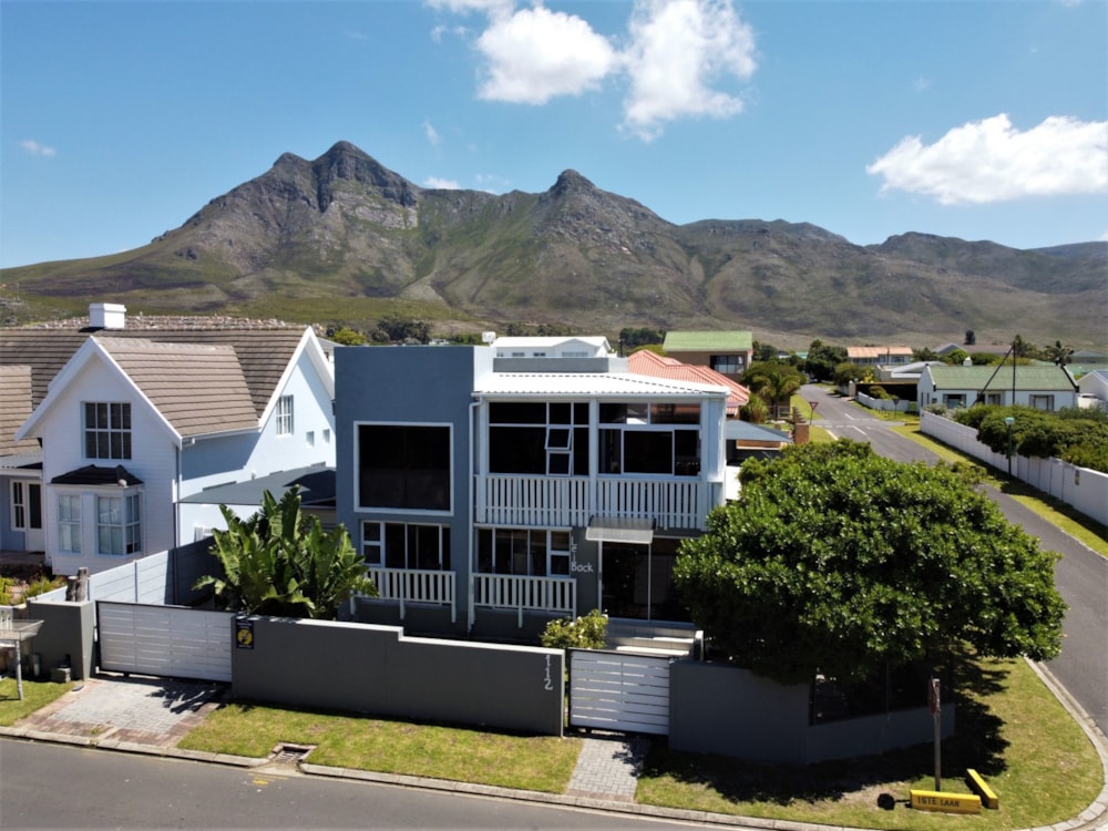 House for sale in Kleinmond - KN1721129