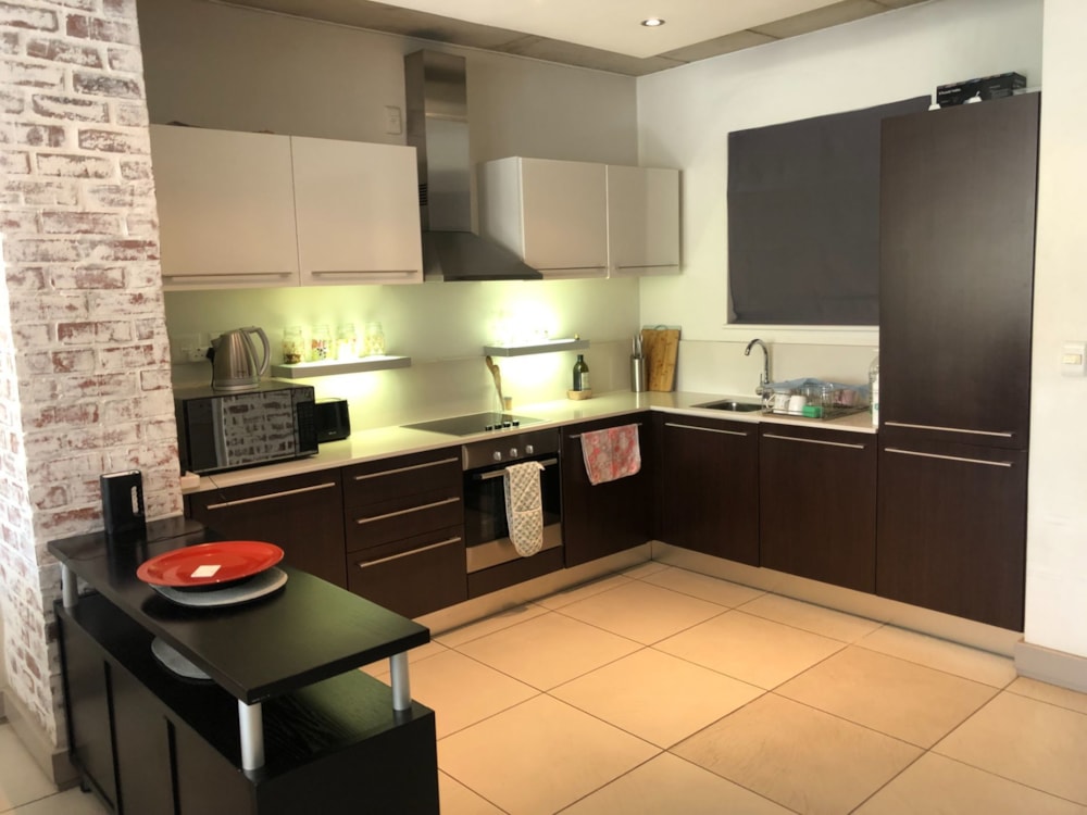 Apartment let in Melrose Arch - HP1741874 Apartment let in Melrose Arch - HP1741874