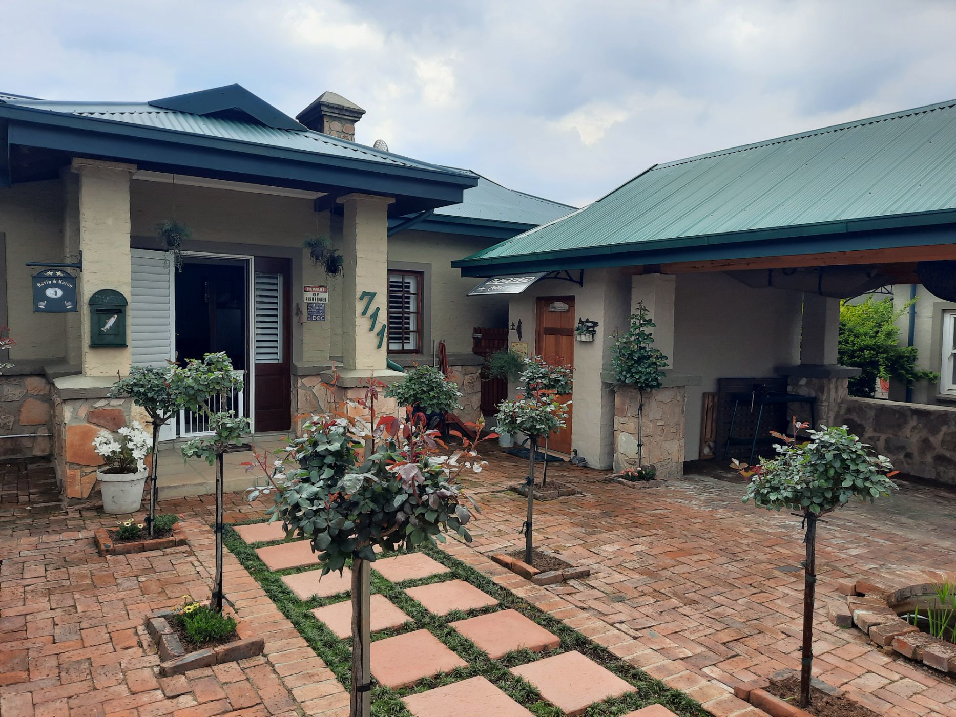 House for sale in Dullstroom - 1DS1694369