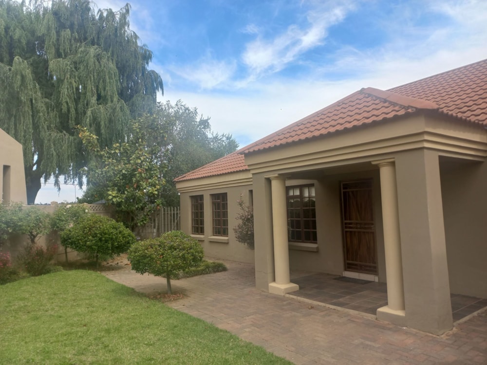 House for sale in La Provence - 1BTH1647334