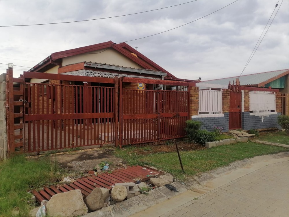 House for sale in Rocklands, Kagisanong - 1BX1600746