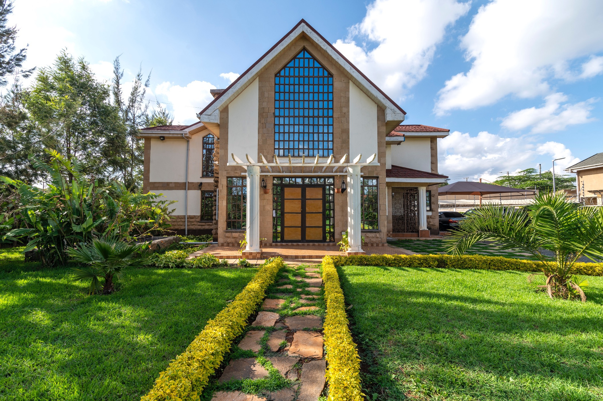Double-storey house let in Karen, Kenya - 3KE1703042