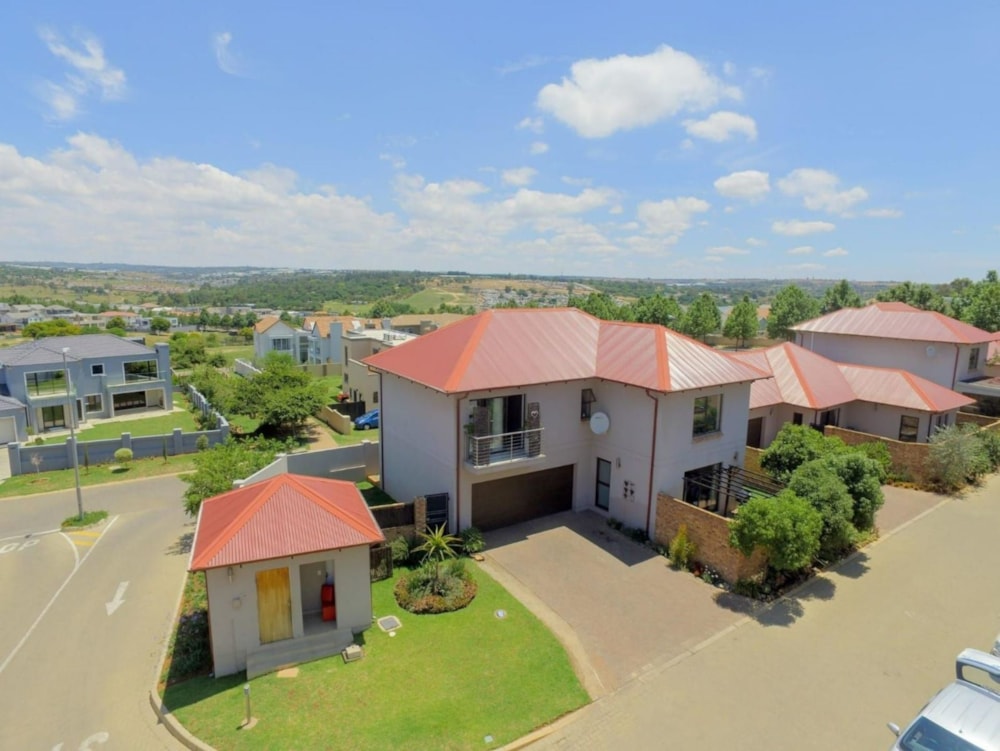 Double-storey house let in Broadacres - FYL1688453 Double-storey house let in Broadacres - FYL1688453