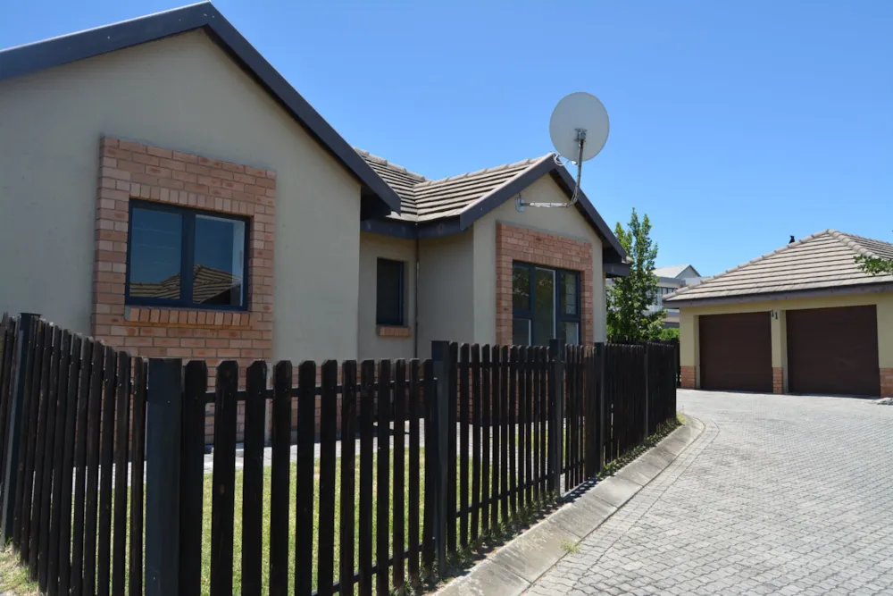 House let in Nelspruit (Mbombela) - 1NS1720290 House let in Nelspruit (Mbombela) - 1NS1720290
