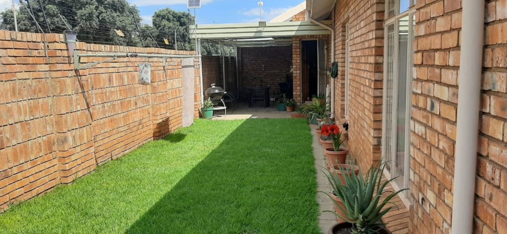 Townhouse for sale in Duncanville - 1VT1598778