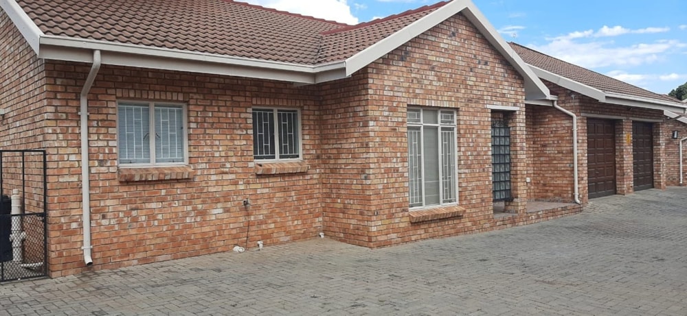 Townhouse for sale in Duncanville - 1VT1598778