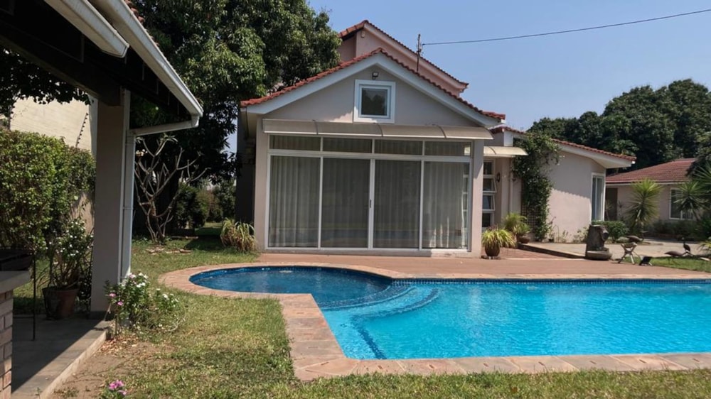 House for sale in Matola, Mozambique - 3MQ1599077