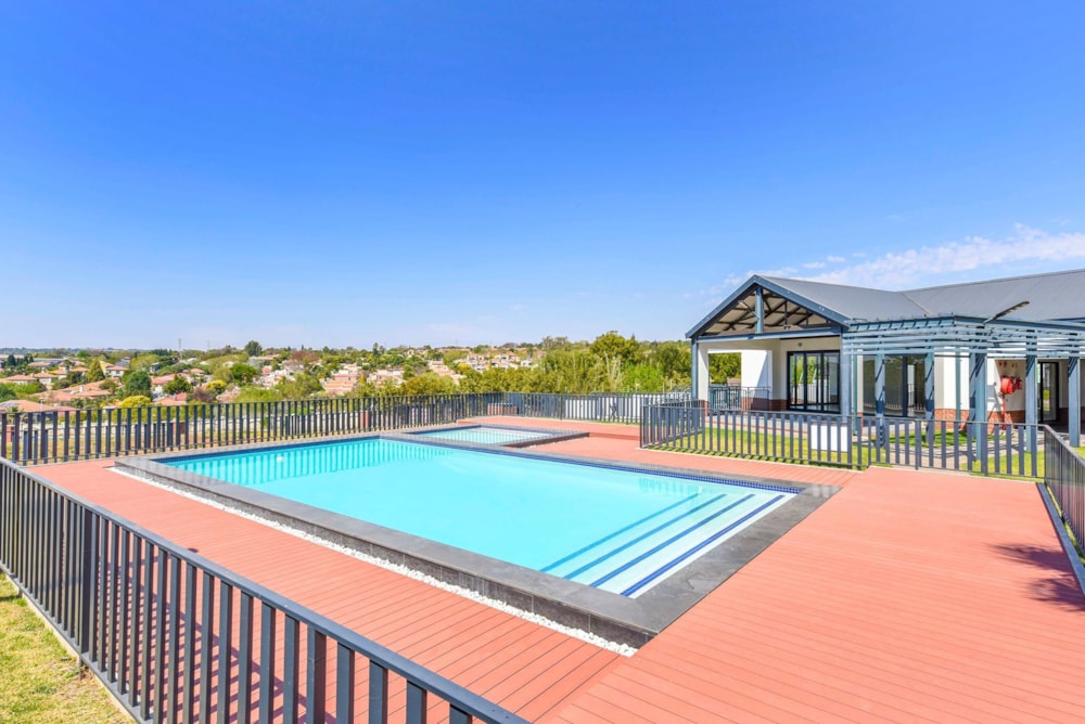 Apartment for sale in North Riding - FW1732741