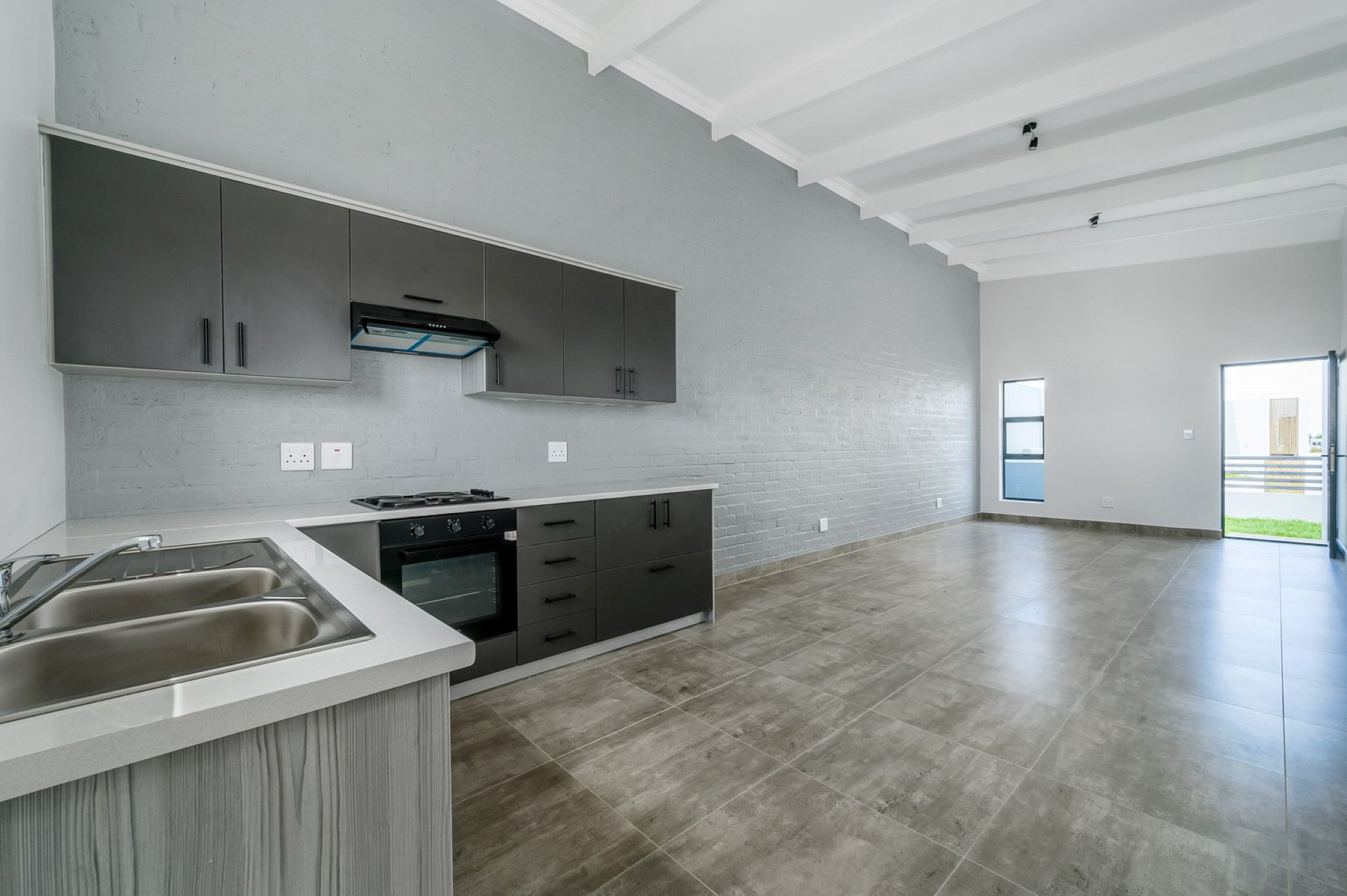 Double-storey house sold in Parsons Vlei - 1PLZ1599155