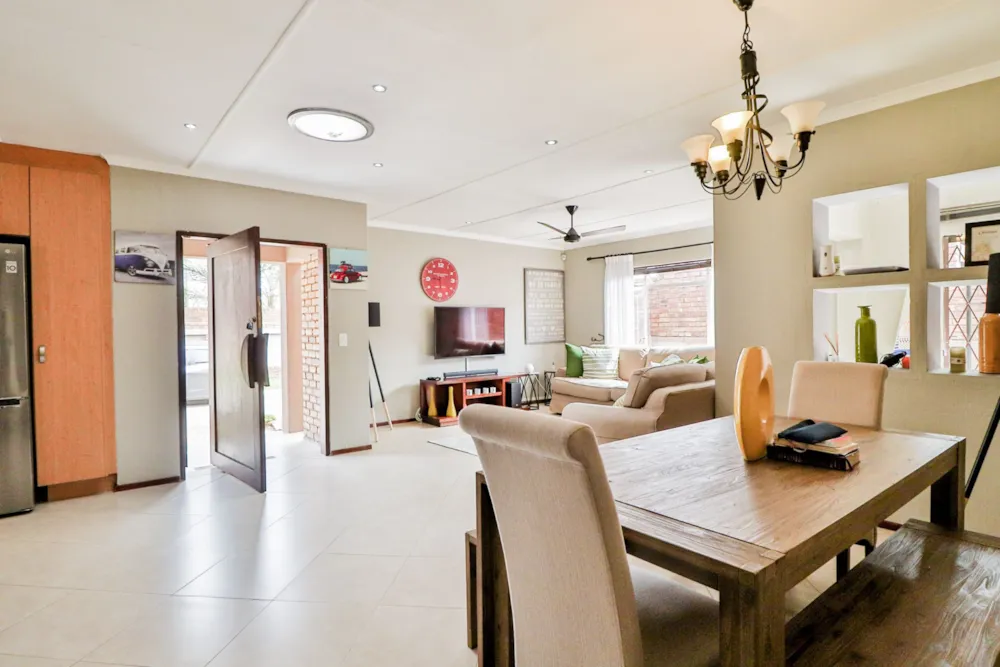 House let in New Market Park - 1GV1722121 House let in New Market Park - 1GV1722121