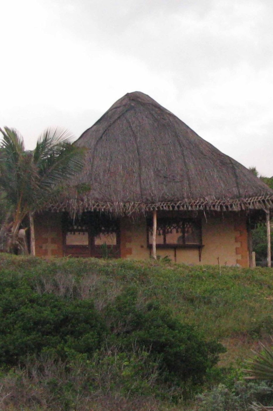 Beach bungalow for sale in Inharrime, Mozambique - 3MQ1688076