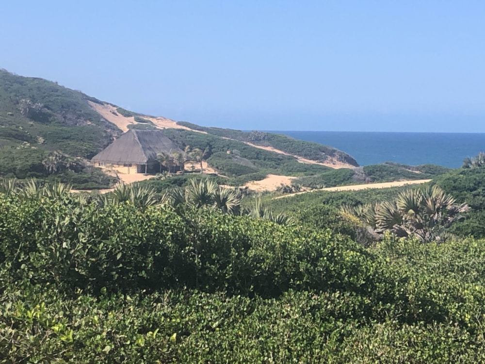 Beach bungalow for sale in Inharrime, Mozambique - 3MQ1688076