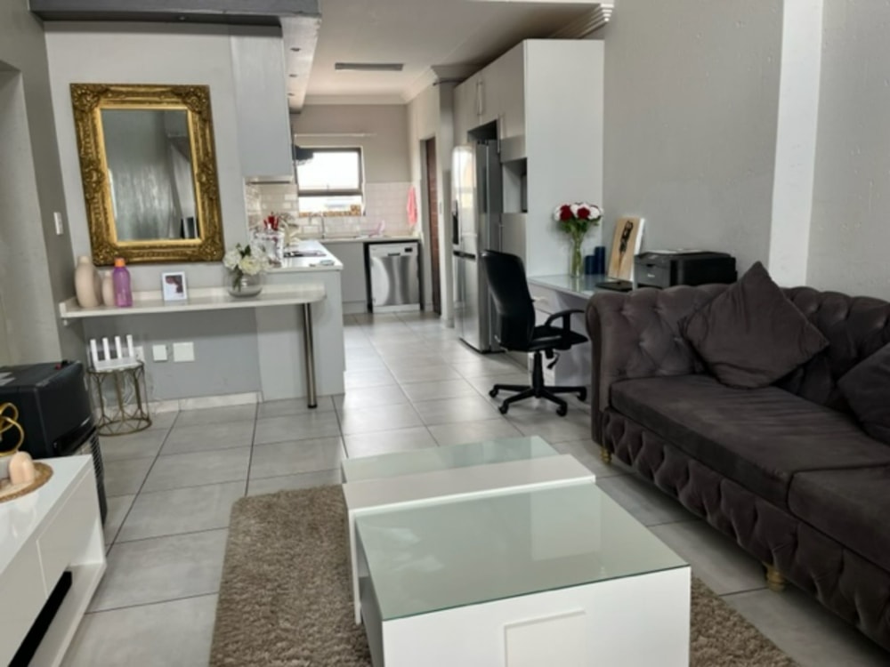 Townhouse for sale in Jansen Park - BOK1618207