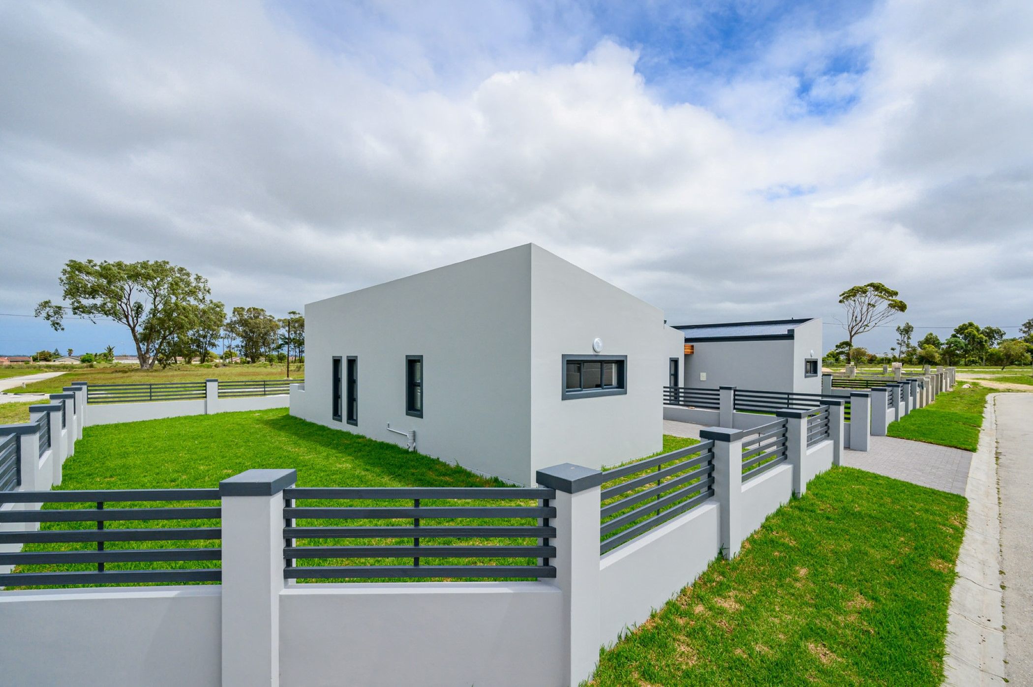 Semi-detached house for sale in Rowallan Park - 1PLZ1599736