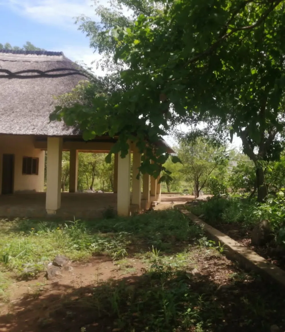 Security complex home for sale in Moatize, Mozambique - 3MQ1600671