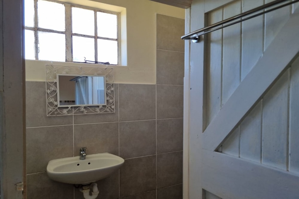 Bachelor apartment to rent in West Hill, Grahamstown, Makhanda - 1GC1748045 Bachelor apartment to rent in West Hill, Grahamstown, Makhanda - 1GC1748045