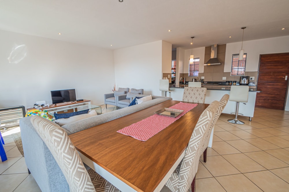 Double-storey house to rent in Mooikloof Ridge - PTL1720490 Double-storey house to rent in Mooikloof Ridge - PTL1720490