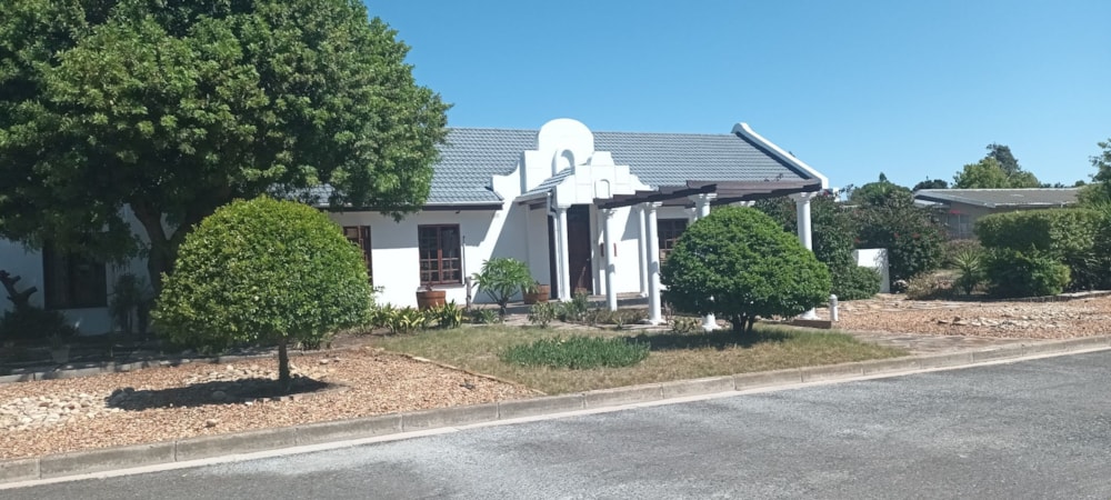 House let in Amandelrug, Kuils River - 1KV1709476 House let in Amandelrug, Kuils River - 1KV1709476