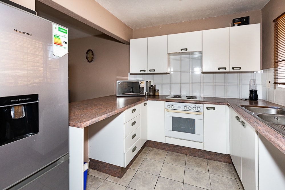 Townhouse for sale in Sundowner - RAN1599133