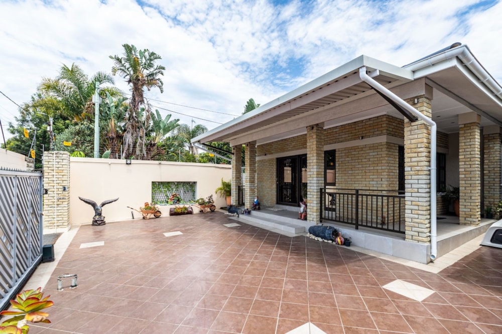 House for sale in Bonnie Doon - 1EZ1701952 House for sale in Bonnie Doon - 1EZ1701952