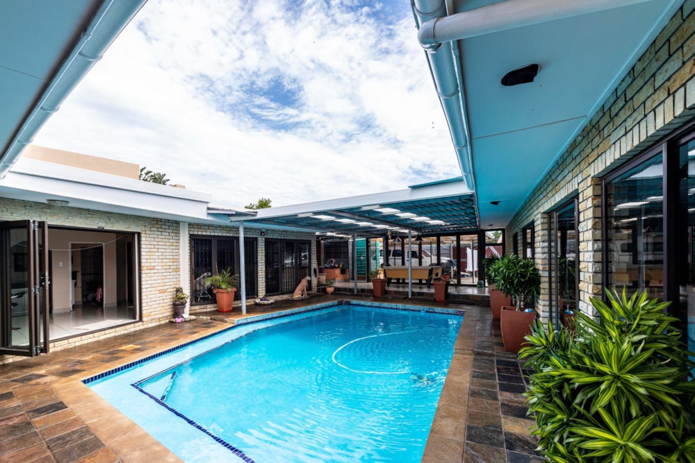 House for sale in Bonnie Doon - 1EZ1701952