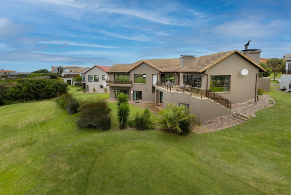 Golf estate house for sale in Mossel Bay Golf Estate - 1MB1730370