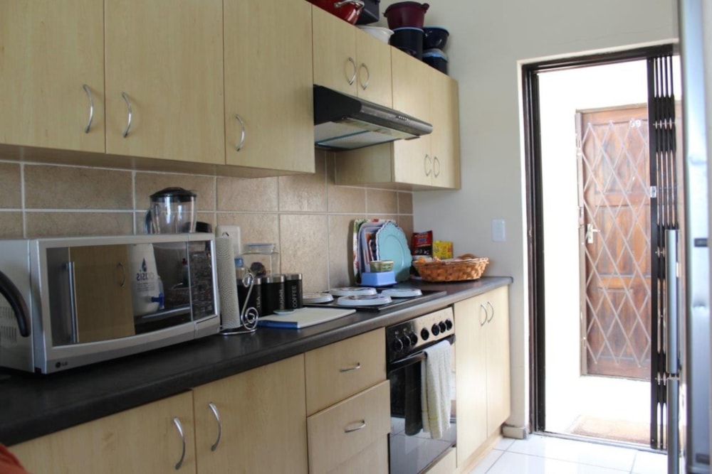 Apartment to rent in Kingswood - 1GC1711167 Apartment to rent in Kingswood - 1GC1711167