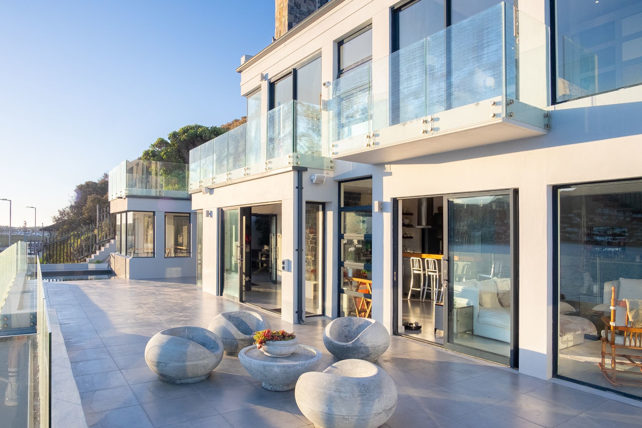 House sold in Clovelly, Cape Town - FH1695201