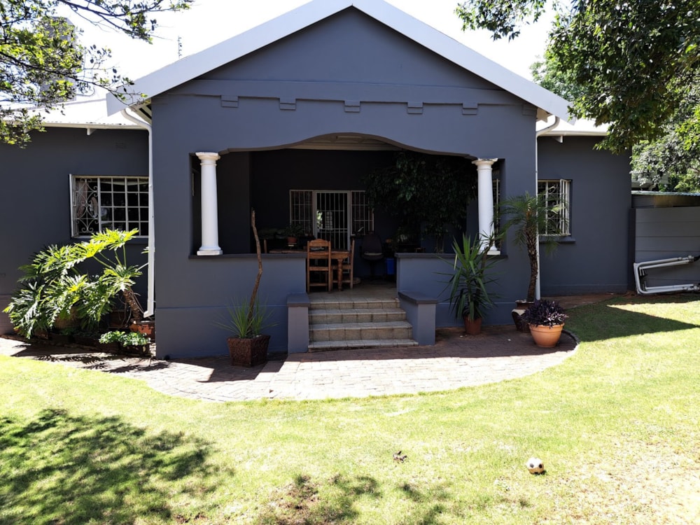 House for sale in Westdene, Bloemfontein - 1BX1598935 House for sale in Westdene, Bloemfontein - 1BX1598935